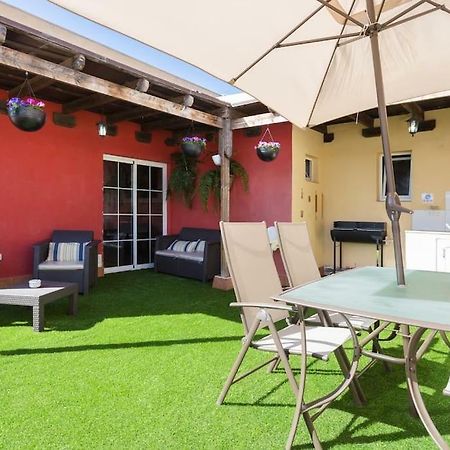 سان إيسيذرو Villa Blanca Tenerife - Complete House - Terrace And Bbq, 5 Minutes From The Beach And Airport المظهر الخارجي الصورة