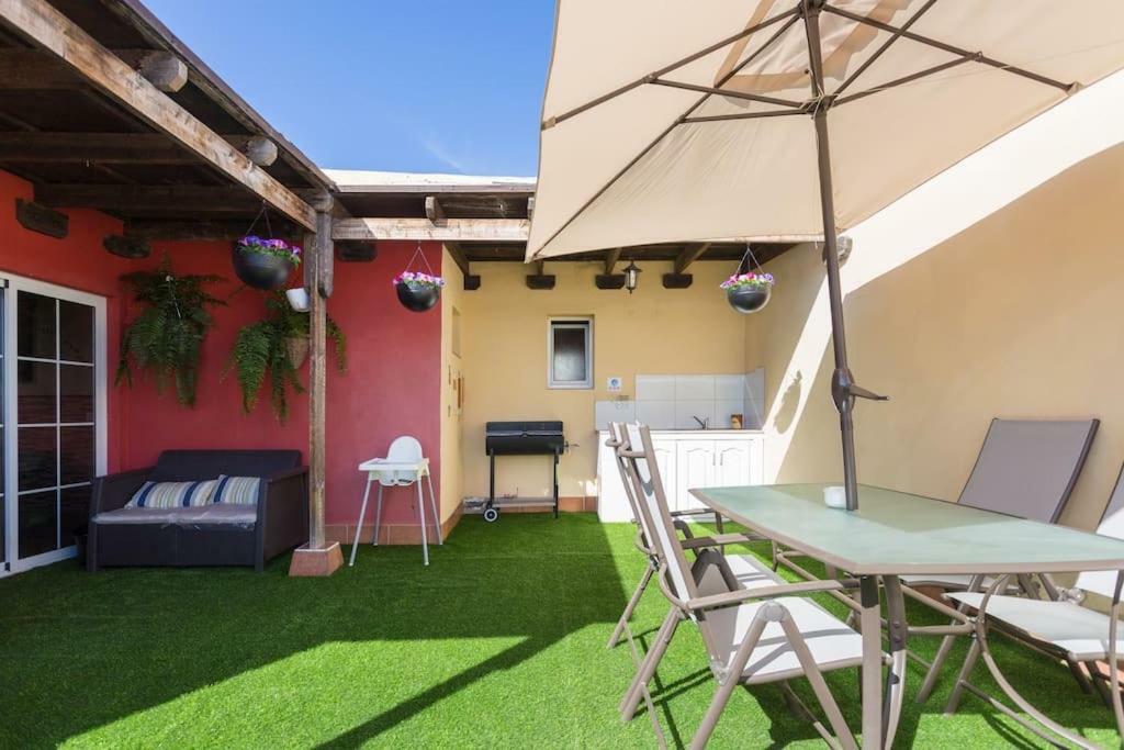 سان إيسيذرو Villa Blanca Tenerife - Complete House - Terrace And Bbq, 5 Minutes From The Beach And Airport المظهر الخارجي الصورة